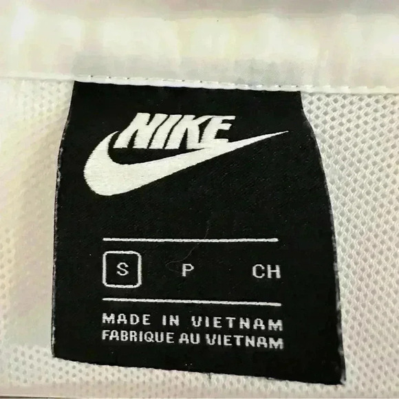 Nike Women’s Windbreaker Size Small - Picture 6 of 9